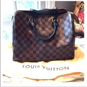 Authentic Louis Vuitton speedy 30 damier bag